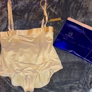 Shapellx Air-Slim Butt Lifting High Waist Panty